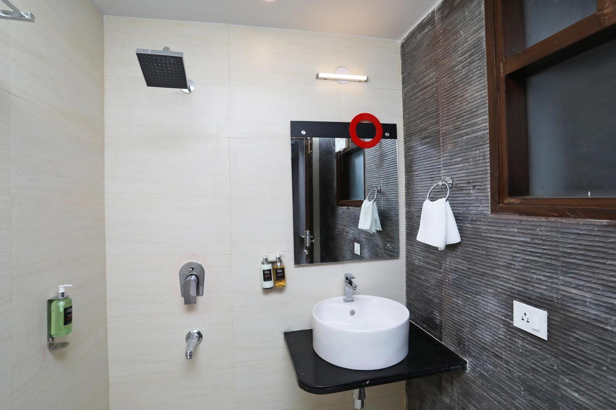 Hotel Collection O Moonlight Delhi  Exterior foto